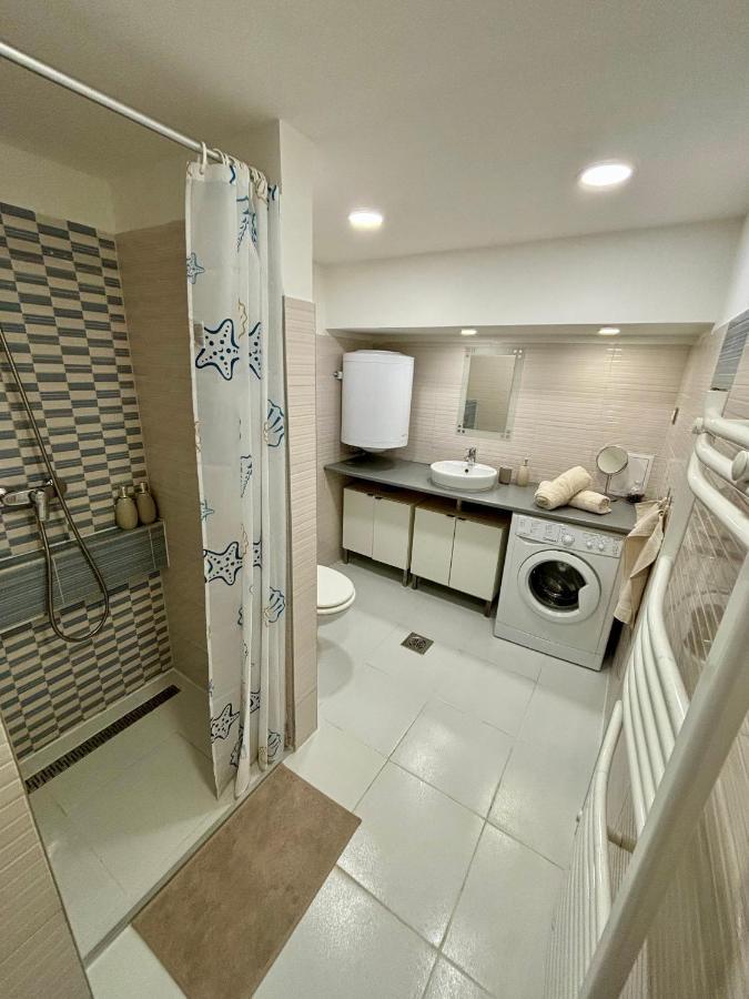 Appartamento Palatoni Flat In Budapest City Center Esterno foto